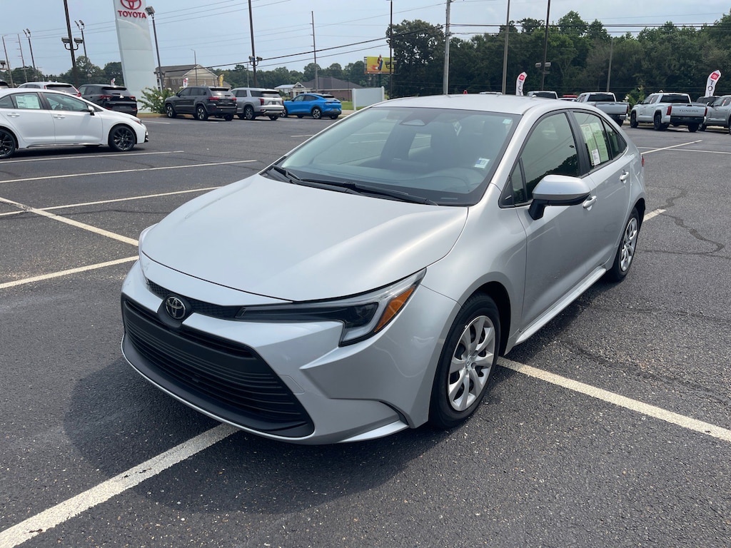 Used 2026 Toyota Corolla Hybrid LE Sedan