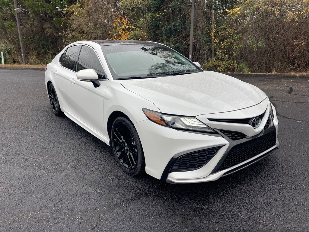 2022 Toyota Camry XSE's photo