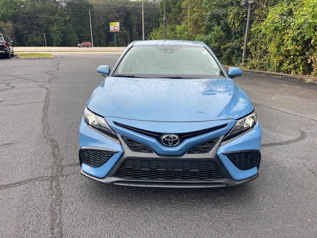 Used 2023 Toyota Camry SE Sedan