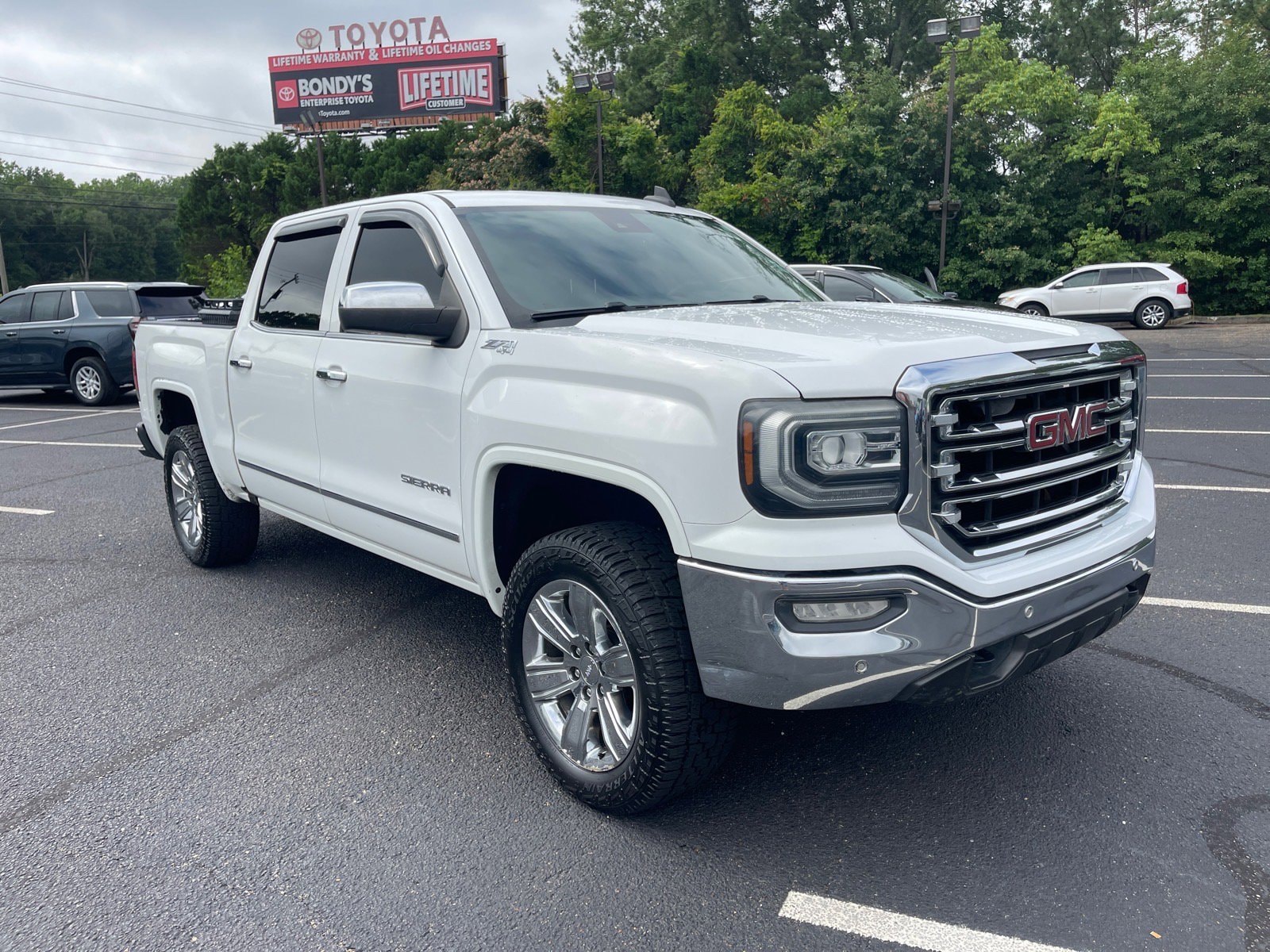 2016 GMC Sierra 4WD Crew Cab Short Box SLT's photo