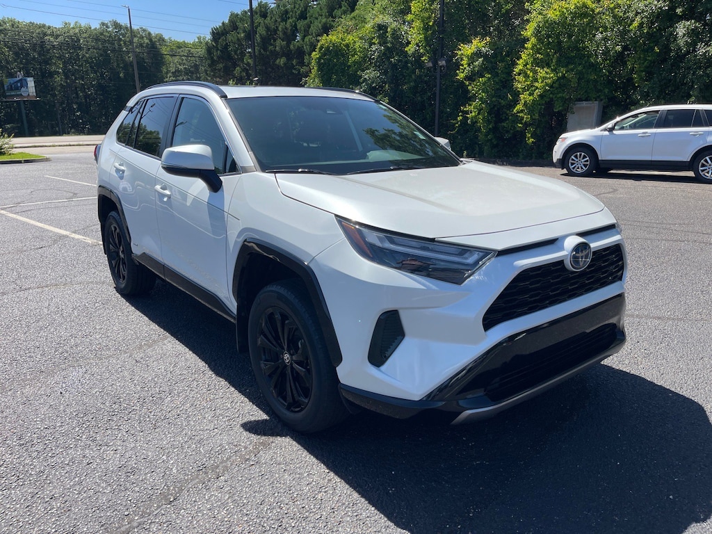 Used 2024 Toyota RAV4 Hybrid SE SUV