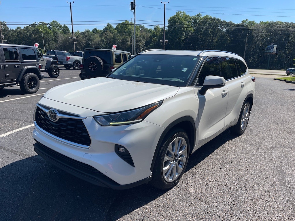 Used 2021 Toyota Highlander Limited SUV
