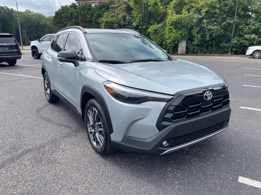 Used 2026 Toyota Corolla Cross XLE SUV