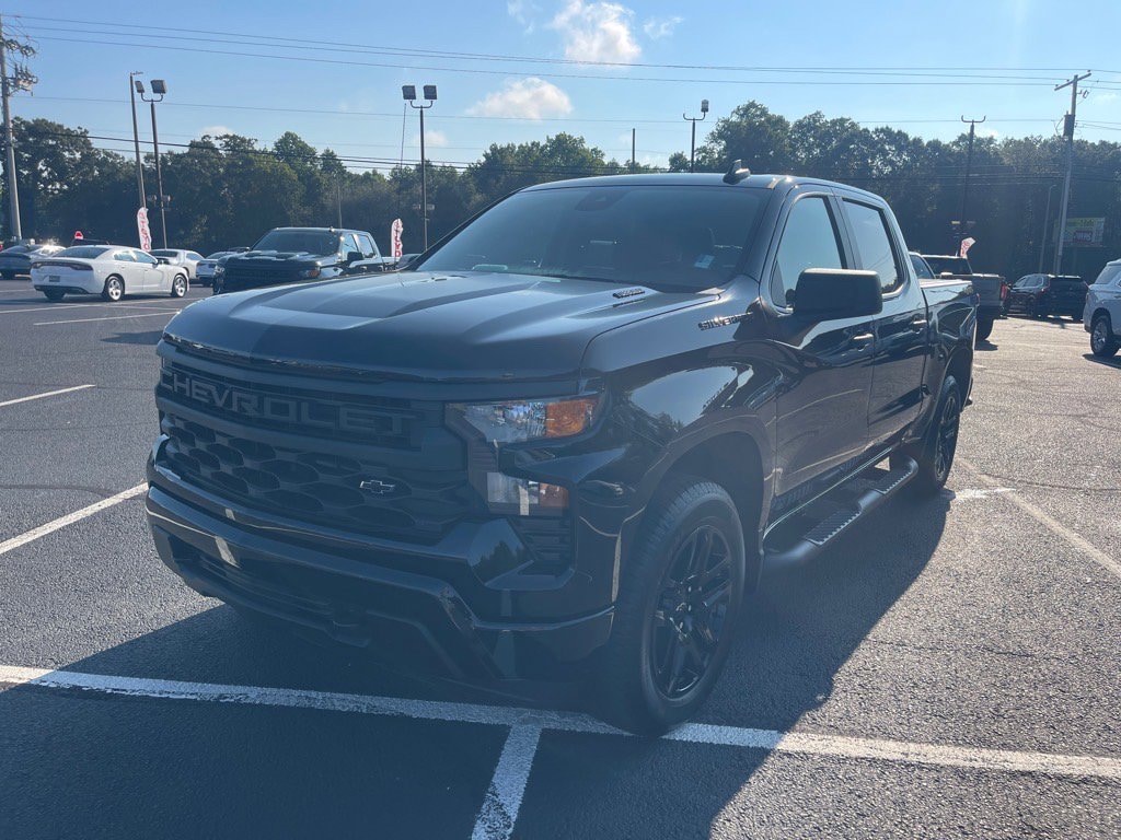 Used 2025 Chevrolet Silverado 1500 Custom Truck Crew Cab