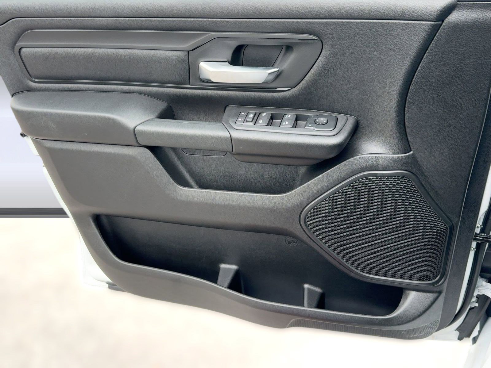 2025 RAM 1500 Tradesman - Photo 10