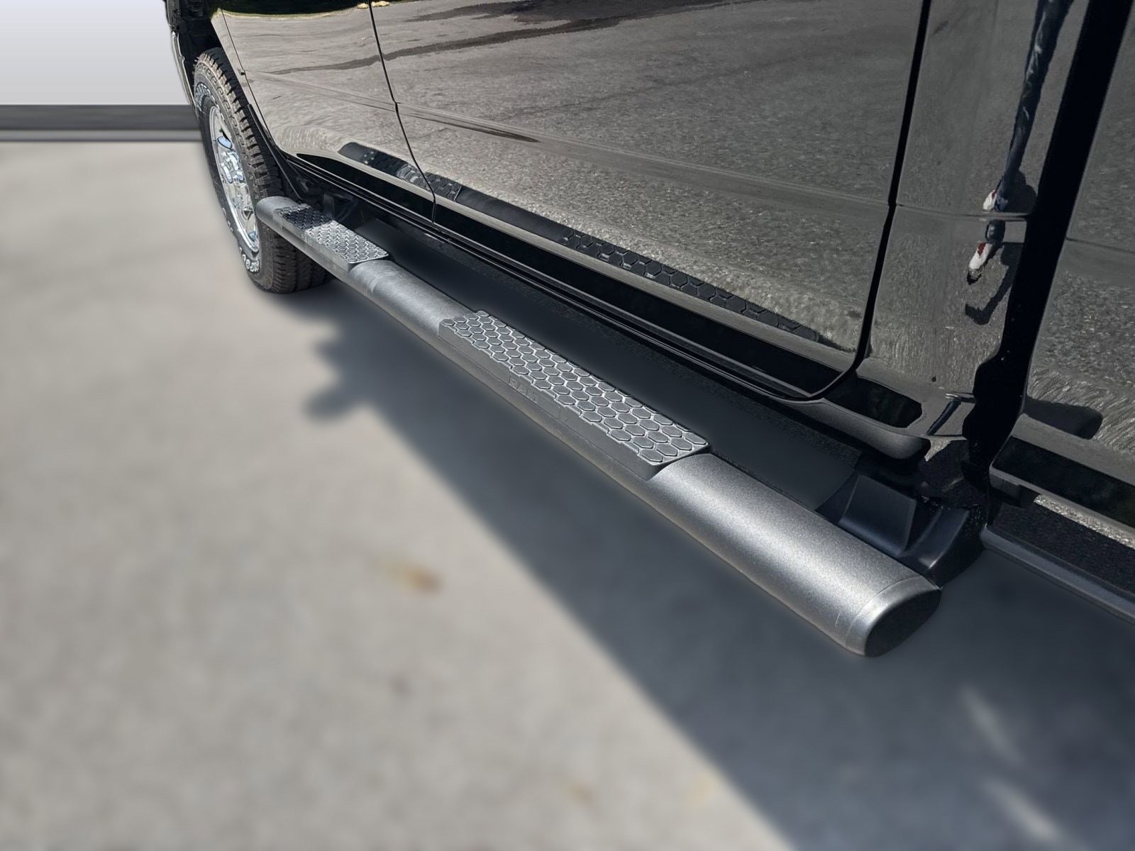 2025 RAM 2500 Tradesman - Photo 17