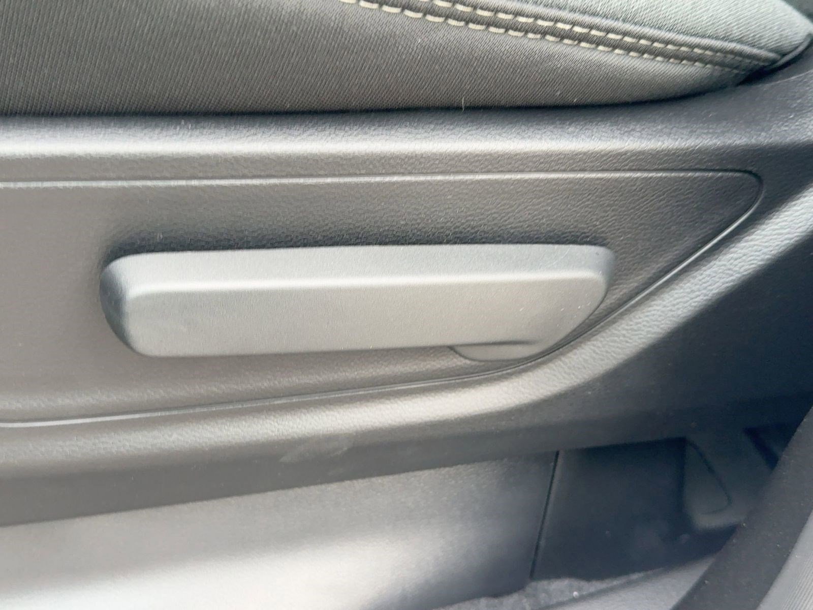 2025 RAM 1500 Tradesman - Photo 11