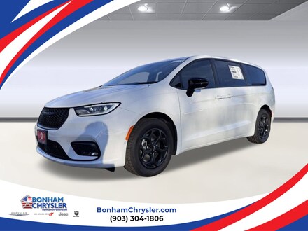 2024 Chrysler Pacifica Hybrid S Appearance Pkg Hybrid S Appearance Pkg FWD