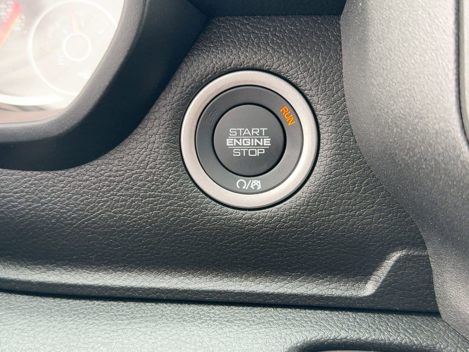 2025 RAM 1500 Tradesman - Photo 25