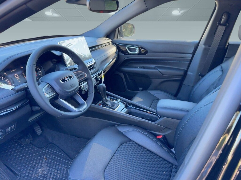 New 2026 Jeep Compass Latitude Latitude 4x4 *Ltd Avail*