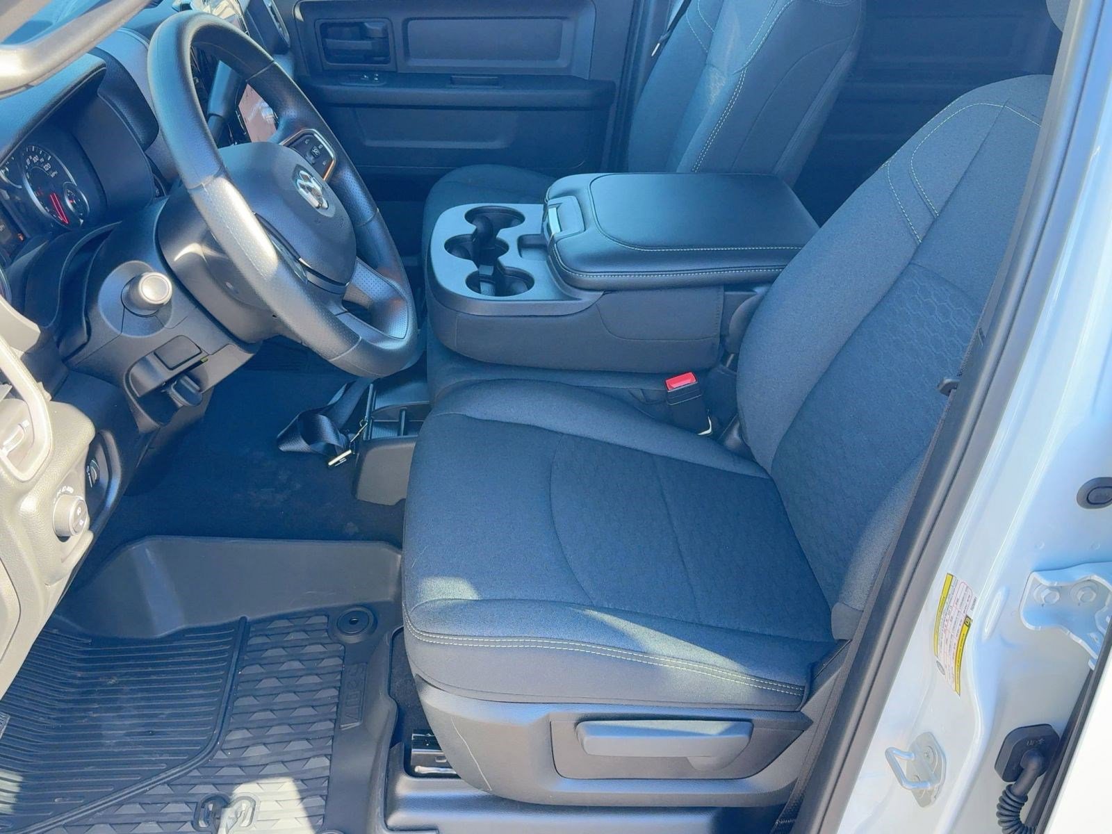 2026 Ram 3500 Tradesman photo 4