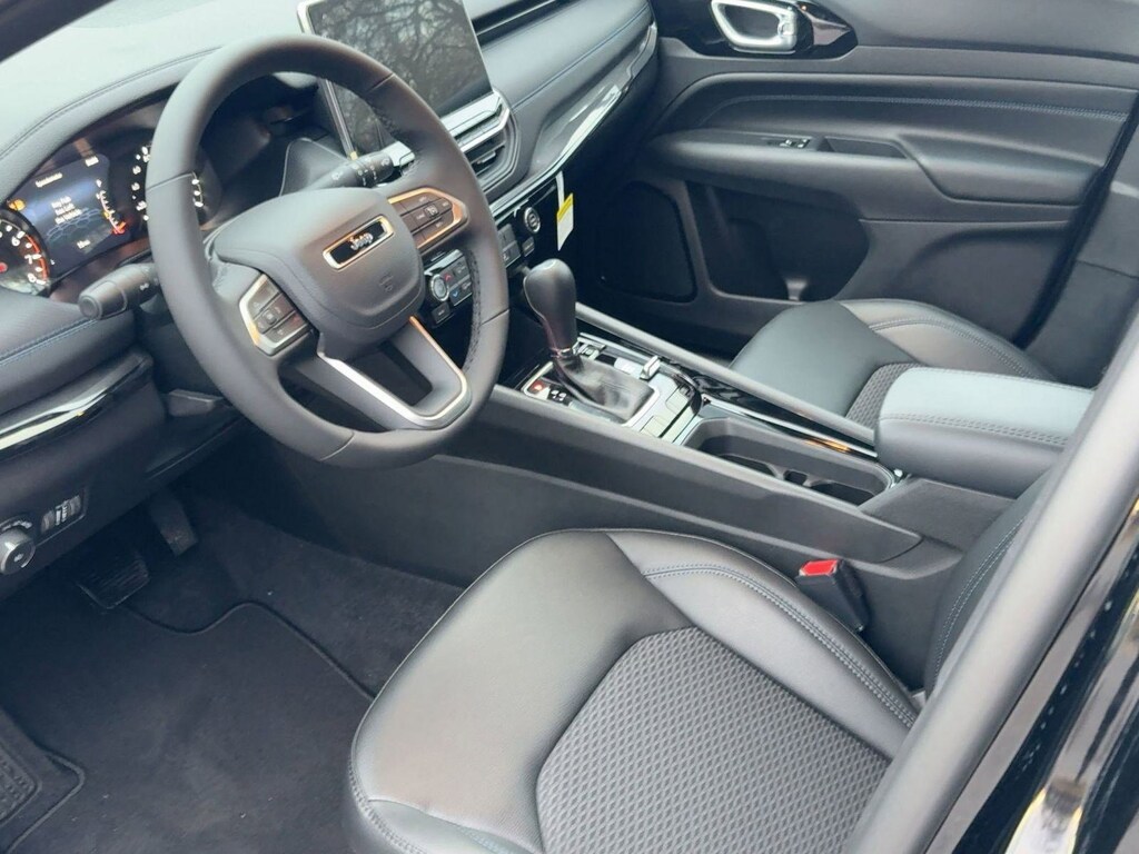 New 2026 Jeep Compass Latitude Altitude Latitude Altitude 4x4