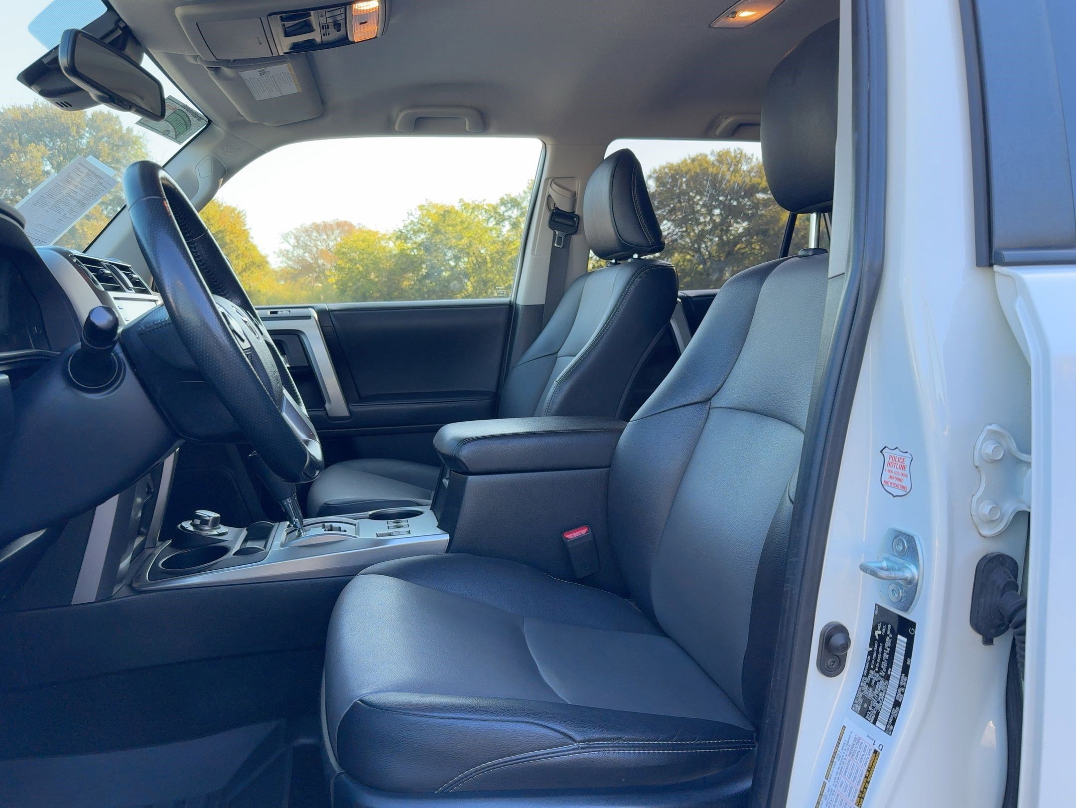 2021 Toyota 4Runner SR5 Premium photo 4