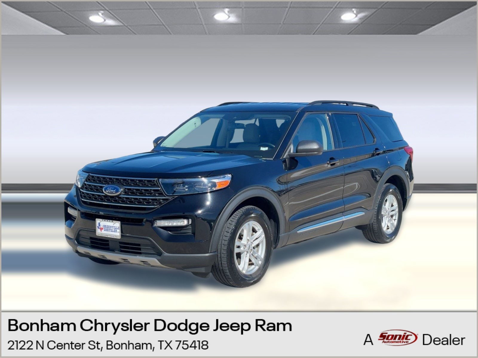 2023 Ford Explorer XLT 4WD's photo