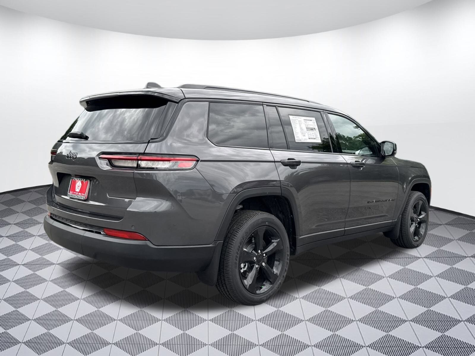 2025 Jeep Grand Cherokee Altitude X photo 3