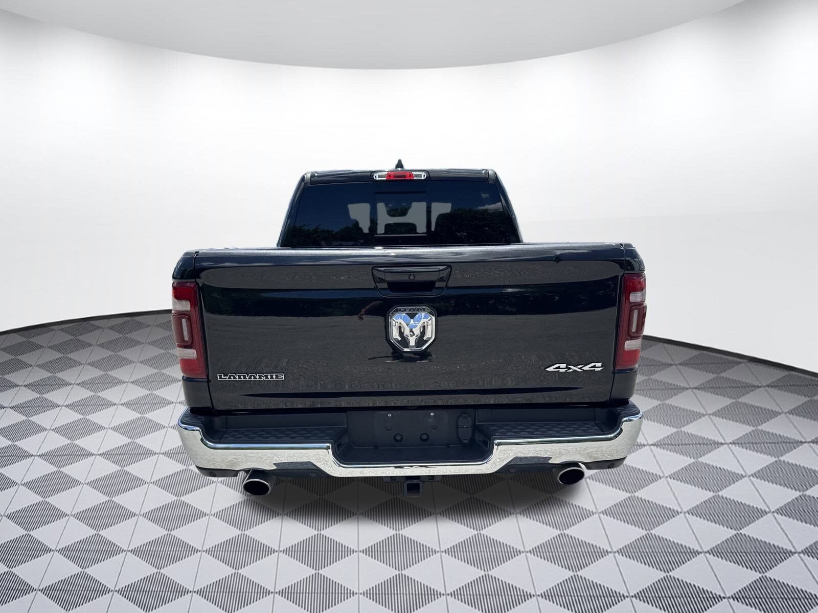 2023 Ram 1500 Laramie photo 3