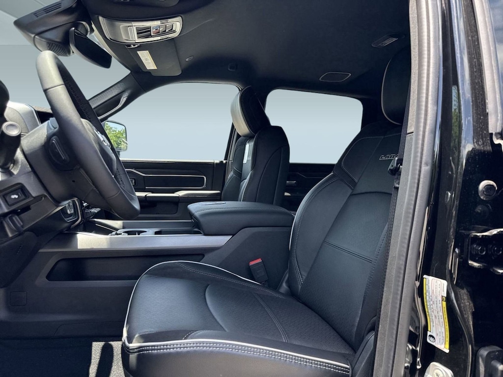 New 2025 Ram 2500 Laramie Laramie 4x4 Crew Cab 64 Box