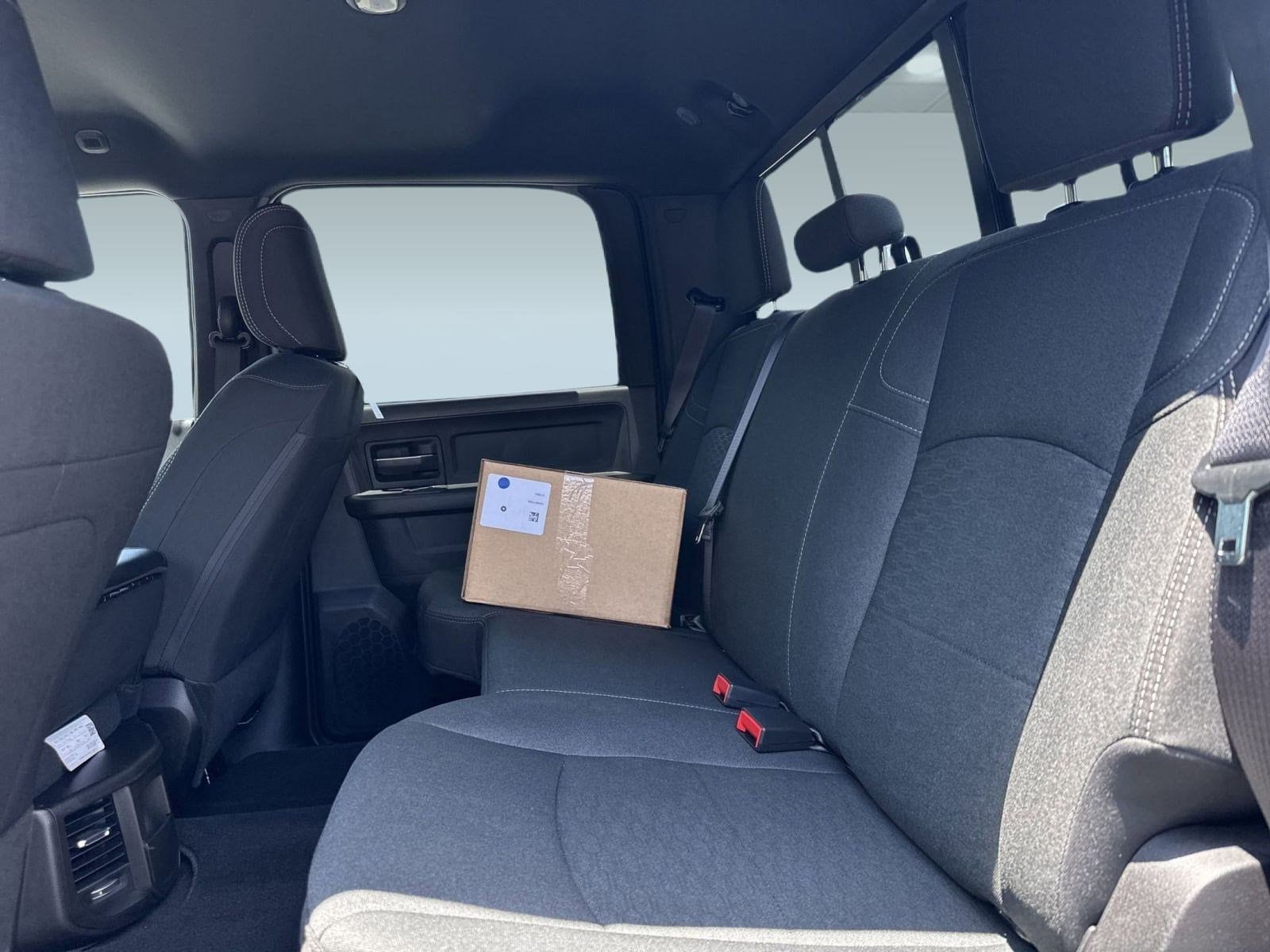 2025 RAM 2500 Tradesman - Photo 20
