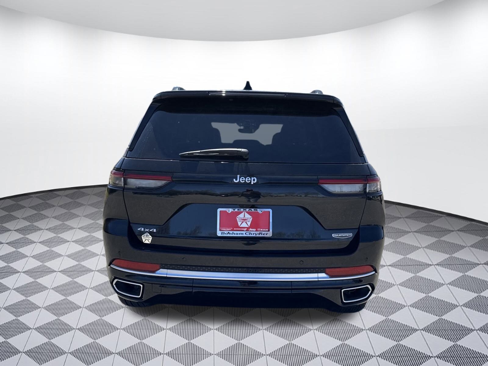 2025 Jeep Grand Cherokee Summit photo 4