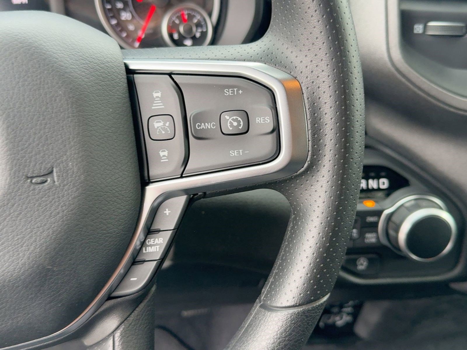 2025 RAM 1500 Tradesman - Photo 26