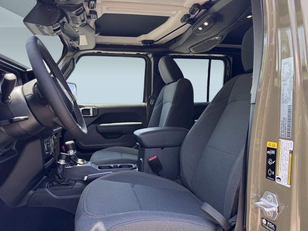 New 2025 Jeep Gladiator Sport S Sport S 4x4