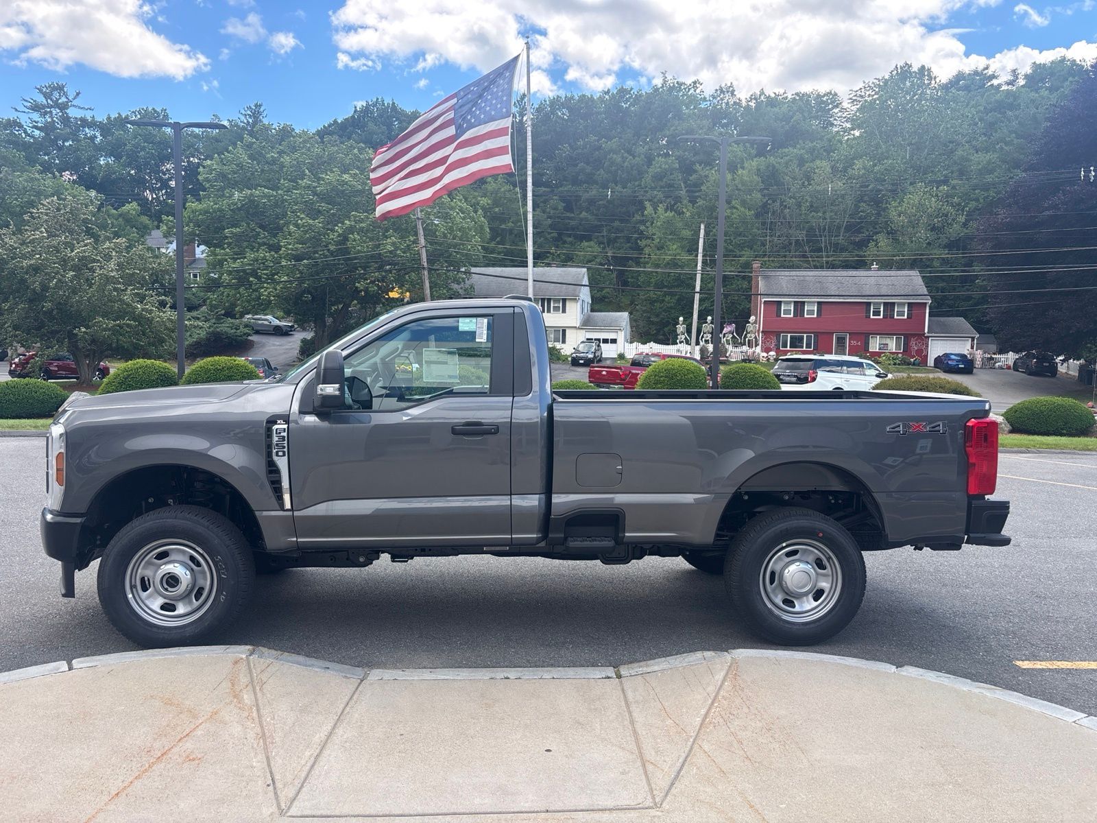 2026 Ford F-350 Super Duty XL - Photo 6