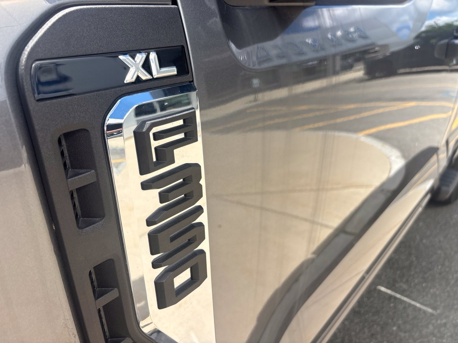 2026 Ford F-350 Super Duty XL - Photo 11