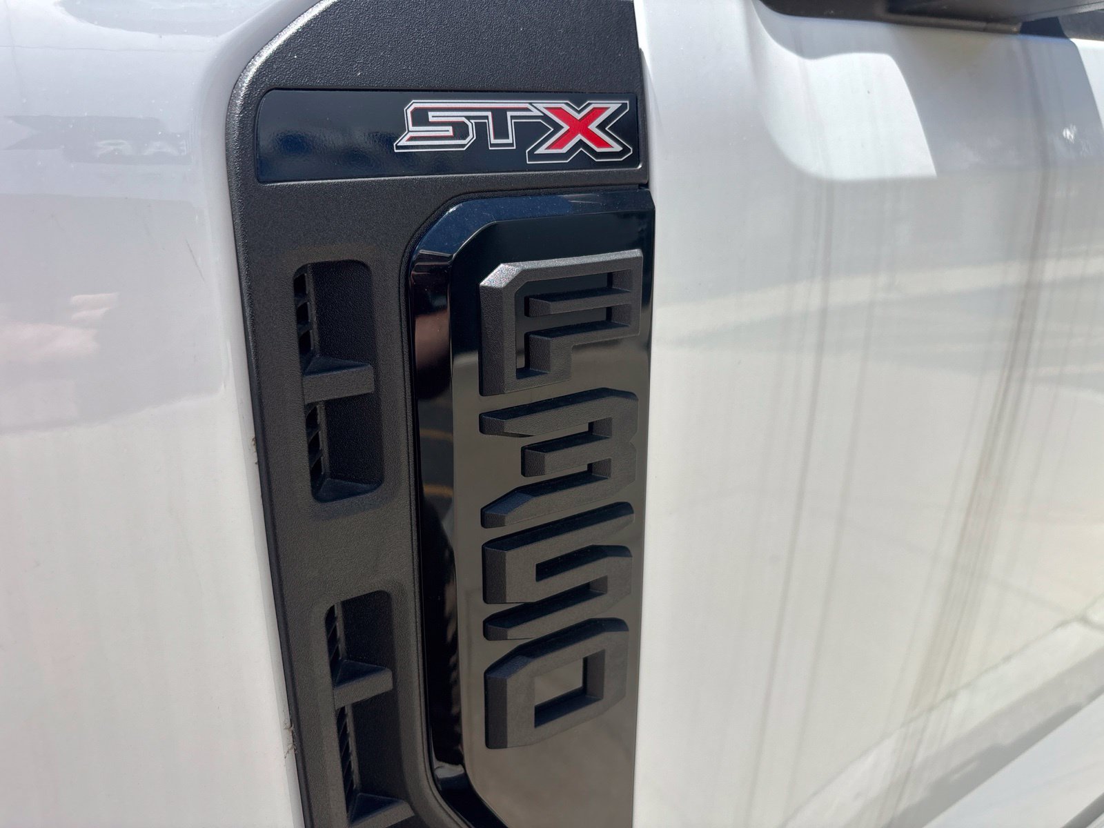 2026 Ford F-350 Super Duty XL - Photo 11