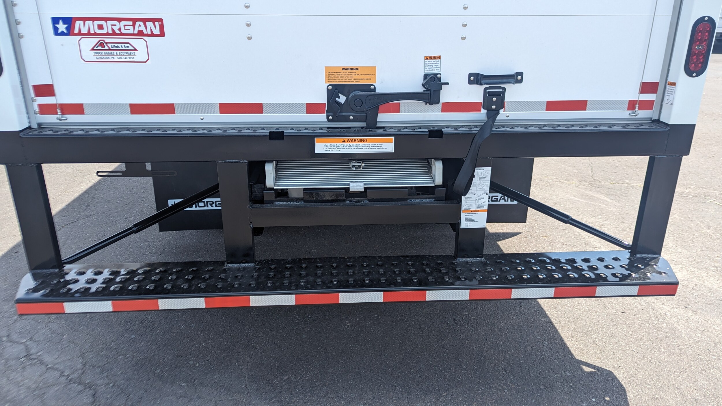 2024 Chevrolet Silverado 4500HD photo 3