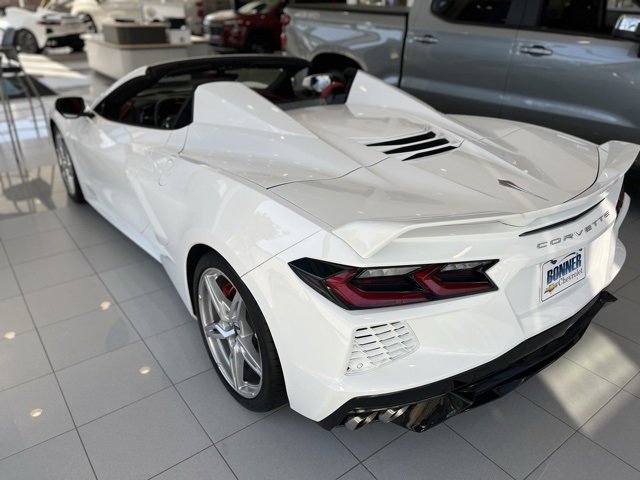 2023 Chevrolet Corvette Stingray 2LT photo 4