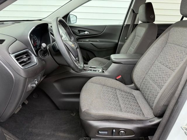 2023 Chevrolet Equinox LT - Photo 16