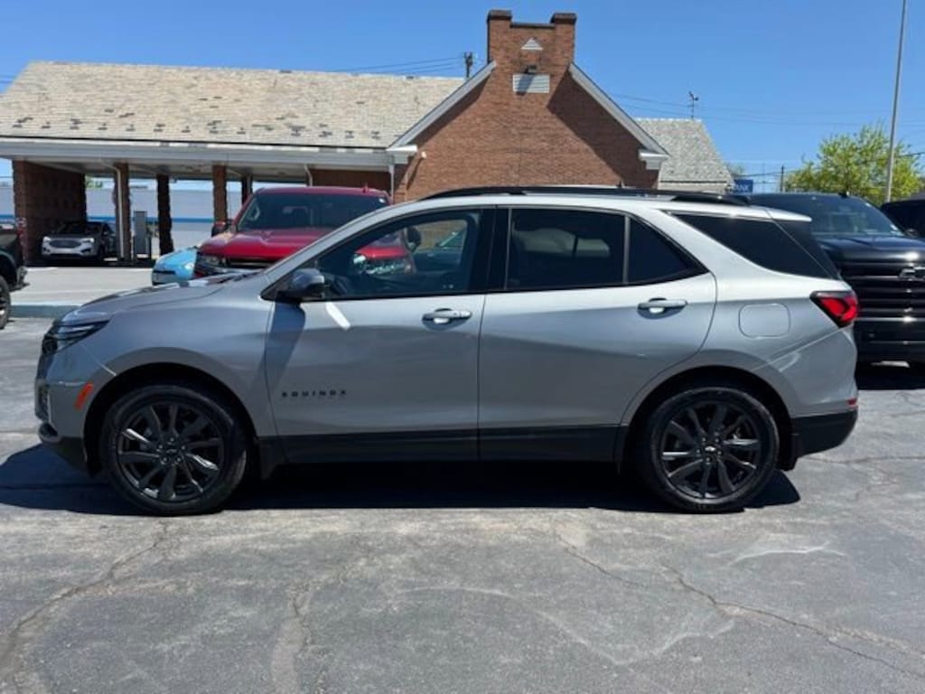 Used 2023 Chevrolet Equinox RS SUV
