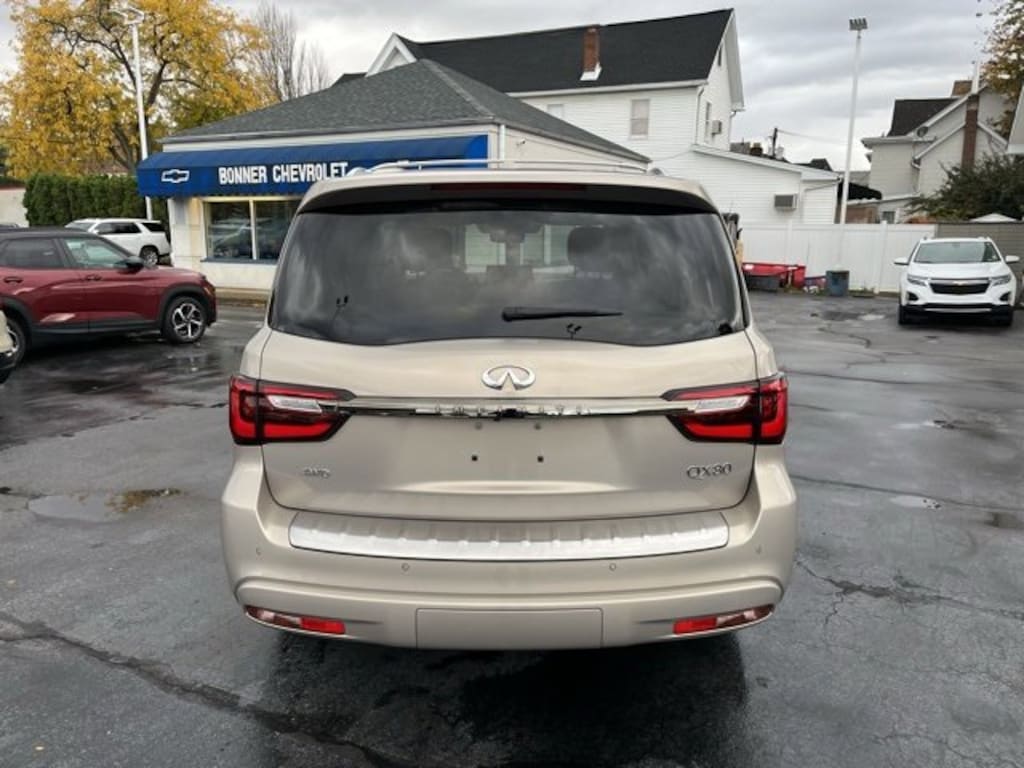 Used 2023 INFINITI QX80 Premium Select SUV