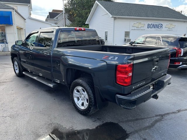 2018 Chevrolet Silverado 1500 LT photo 4