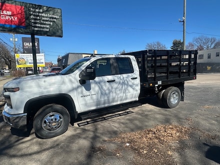 2025 Chevrolet Silverado 3500 HD WT DRW Truck