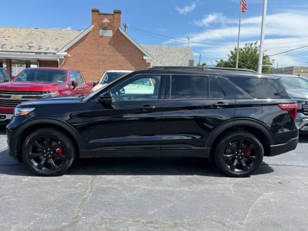 Used 2024 Ford Explorer ST SUV