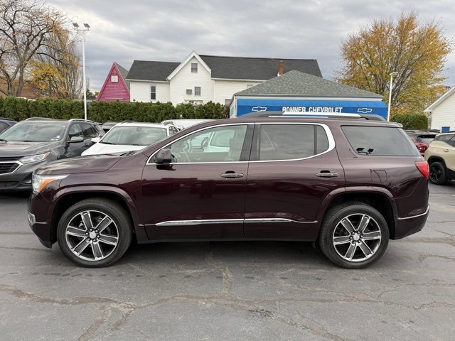 2017 Gmc Acadia Denali photo 2