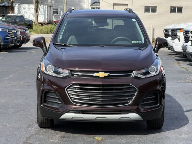 2022 Chevrolet Trax LT photo 2
