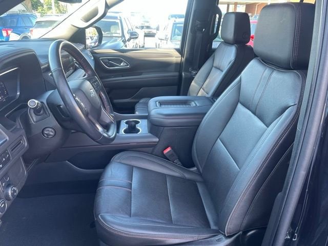 2022 Chevrolet Suburban RST - Photo 13