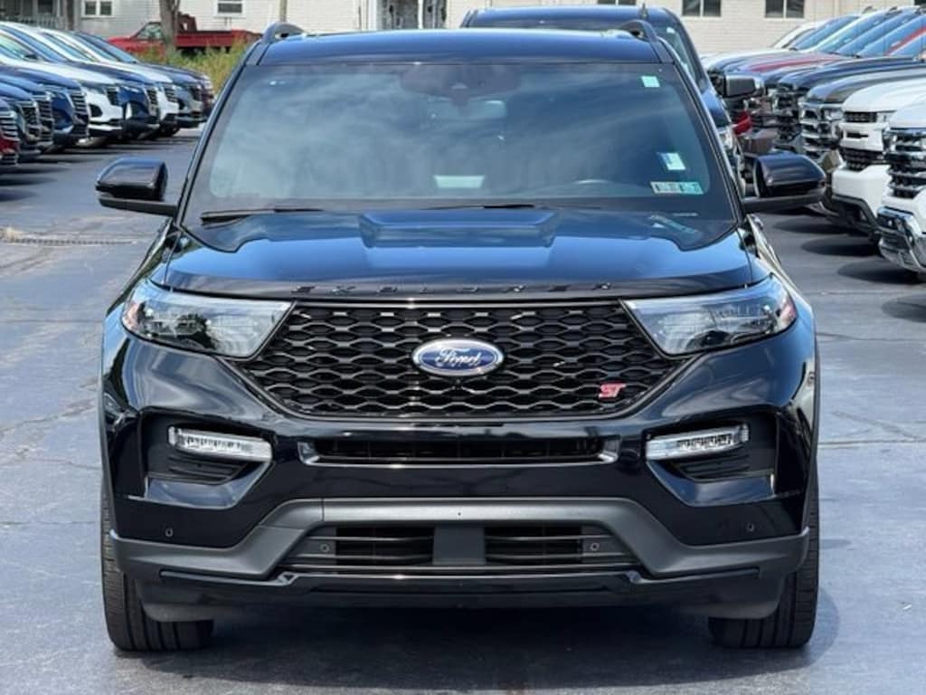 Used 2024 Ford Explorer ST SUV