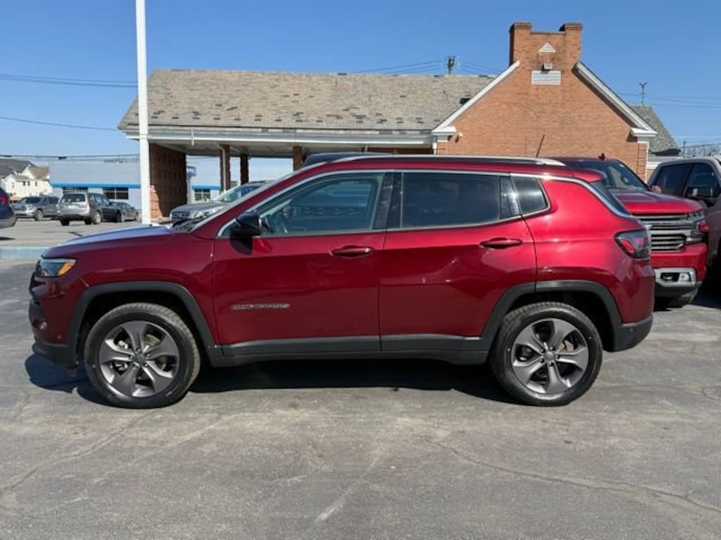 Used 2022 Jeep Compass Latitude Lux SUV