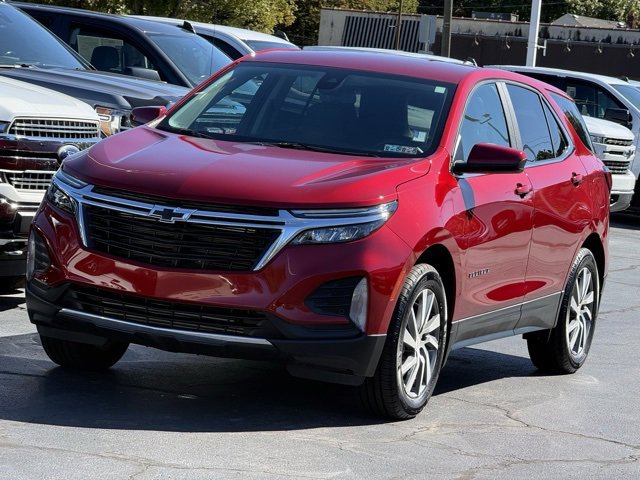2023 Chevrolet Equinox LT photo 3
