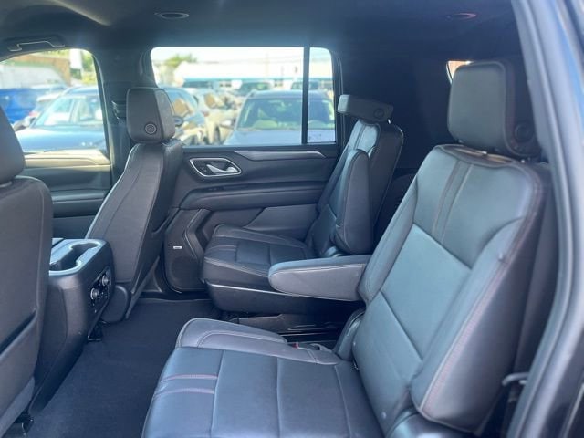 2022 Chevrolet Suburban RST - Photo 20