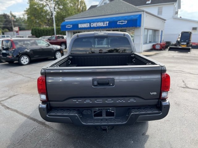2019 Toyota Tacoma SR photo 4