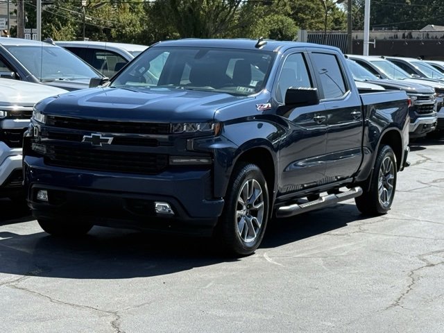 2019 Chevrolet Silverado 1500 RST photo 2