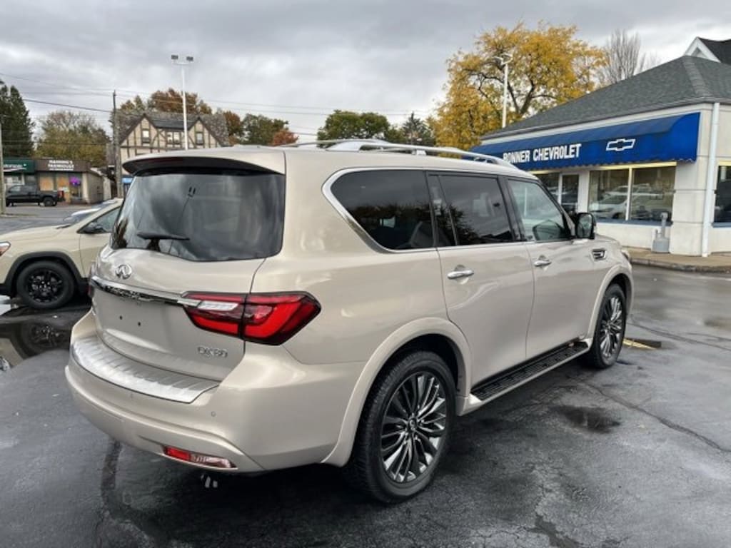 Used 2023 INFINITI QX80 Premium Select SUV