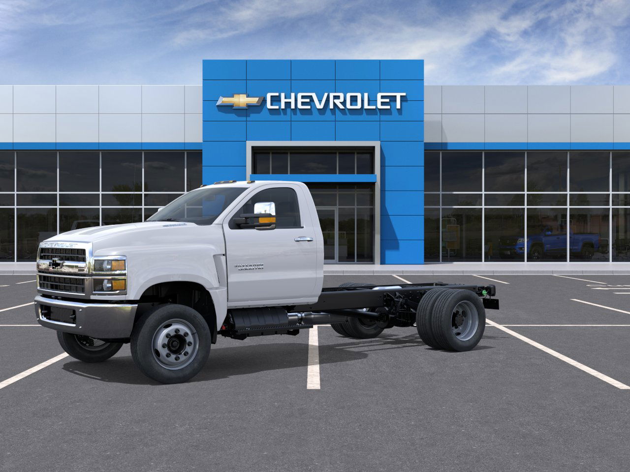 2025 Chevrolet Silverado 5500HD Work Truck photo 2