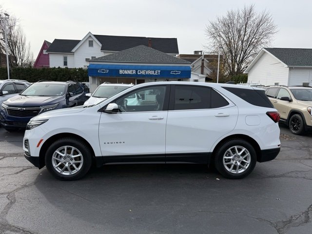 2023 Chevrolet Equinox LT photo 3