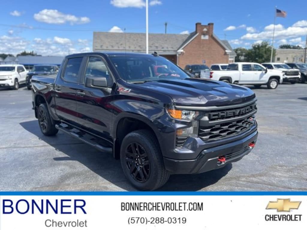 Used 2022 Chevrolet Silverado 1500 Custom Trail Boss Truck Crew Cab