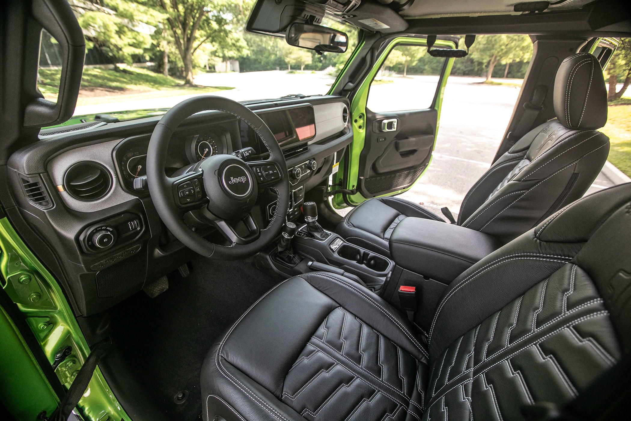 2025 Jeep Wrangler 4-Door Willys - Photo 46